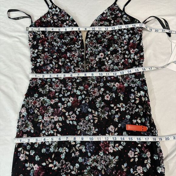 NWT‎ $798 Mac Duggal [ 12 ] 20332 Embellished Plunge Neck Sleeveless Gown J188 - Picture 3 of 15